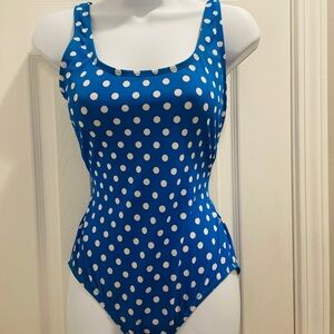 Adorable polka-dot one piece sz 8